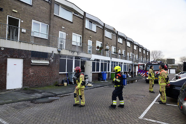 2019/70/20190320-17u57 GB 007 Brand winkel Dijkgraafplein.jpg